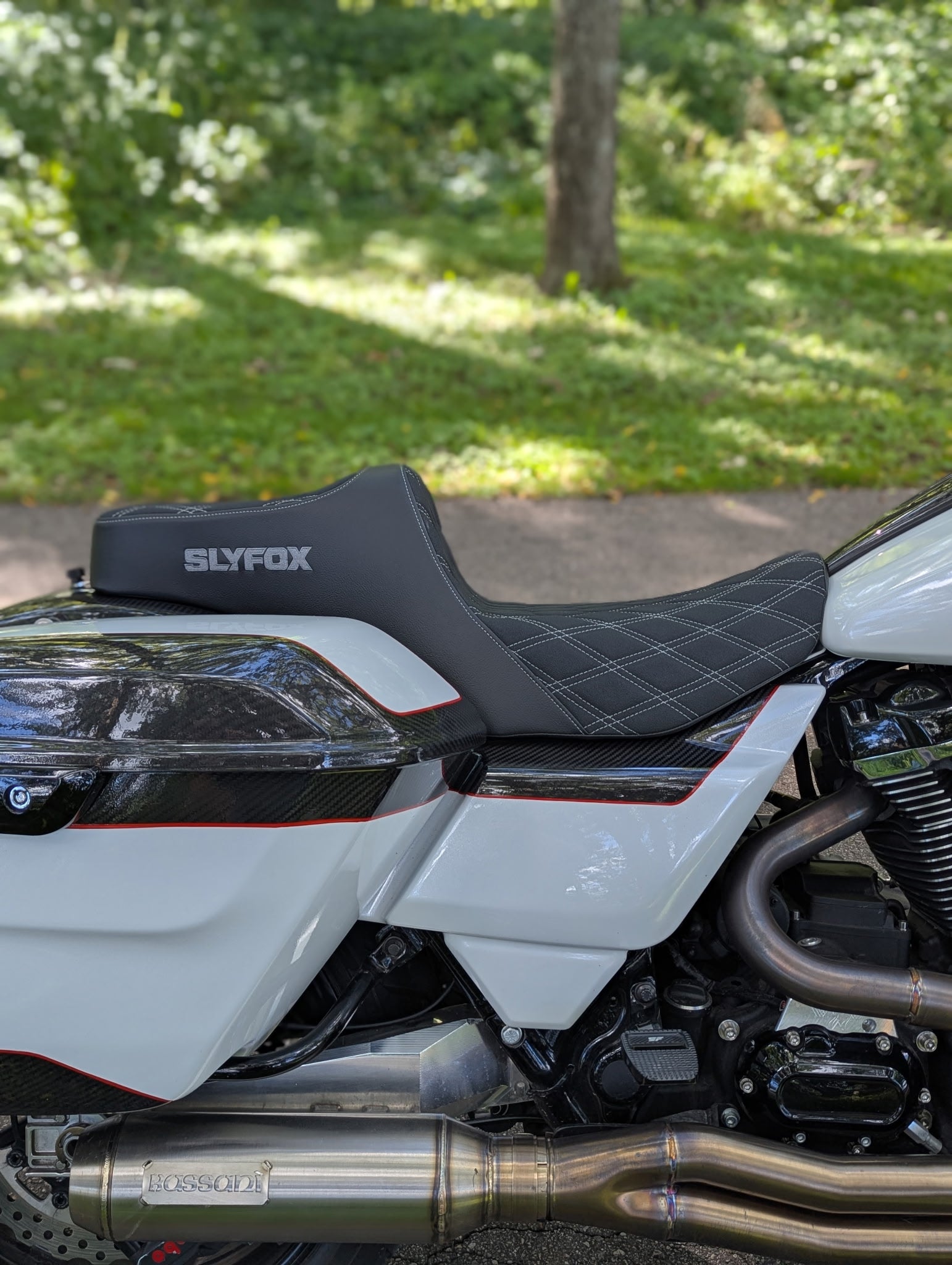 SLYFOX HighNoon Diamond Stitch Seat (Grey Logo) Touring 23.5+