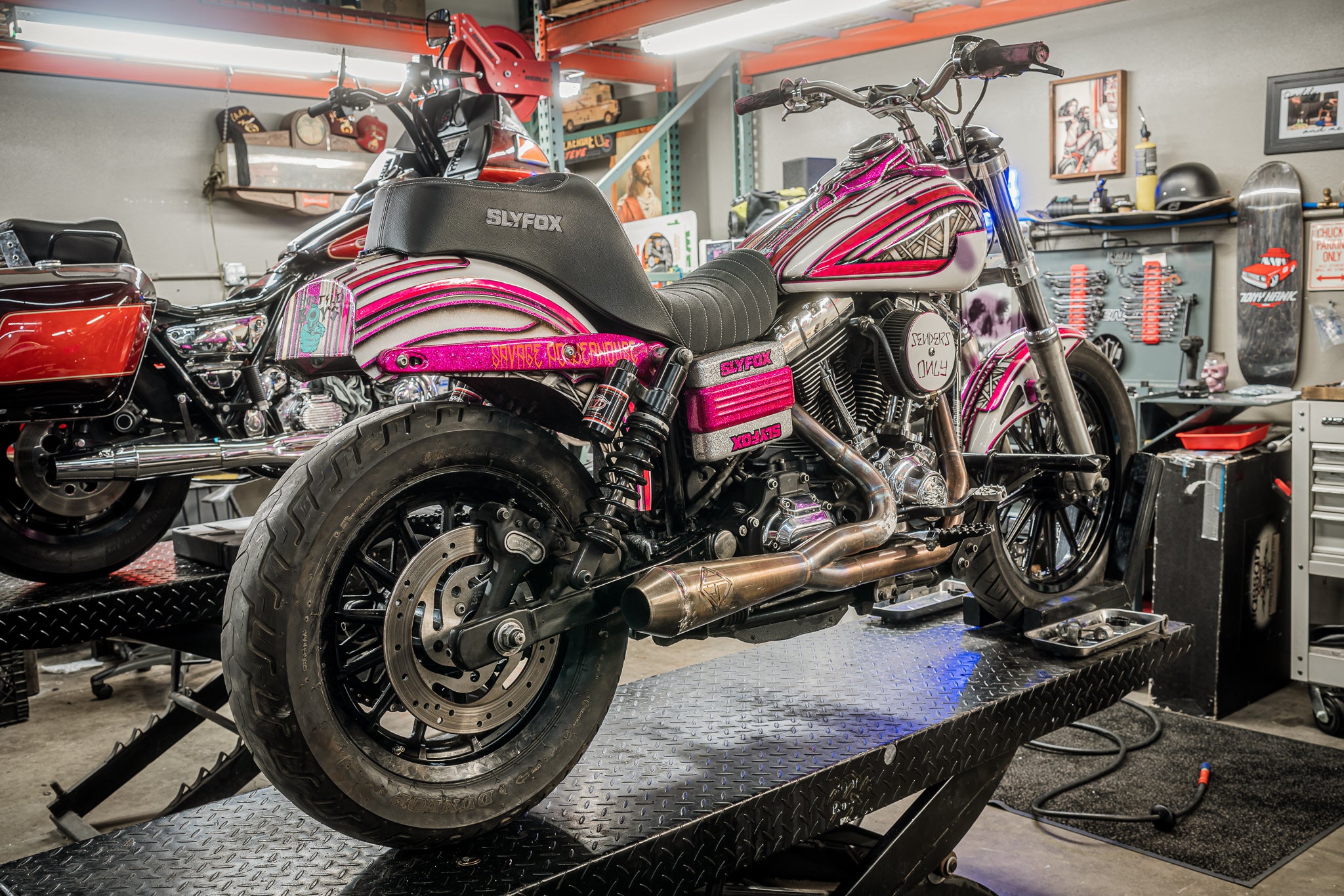 SLYFOX HighNoon Seat (Grey Logo) Dyna 06 - 17