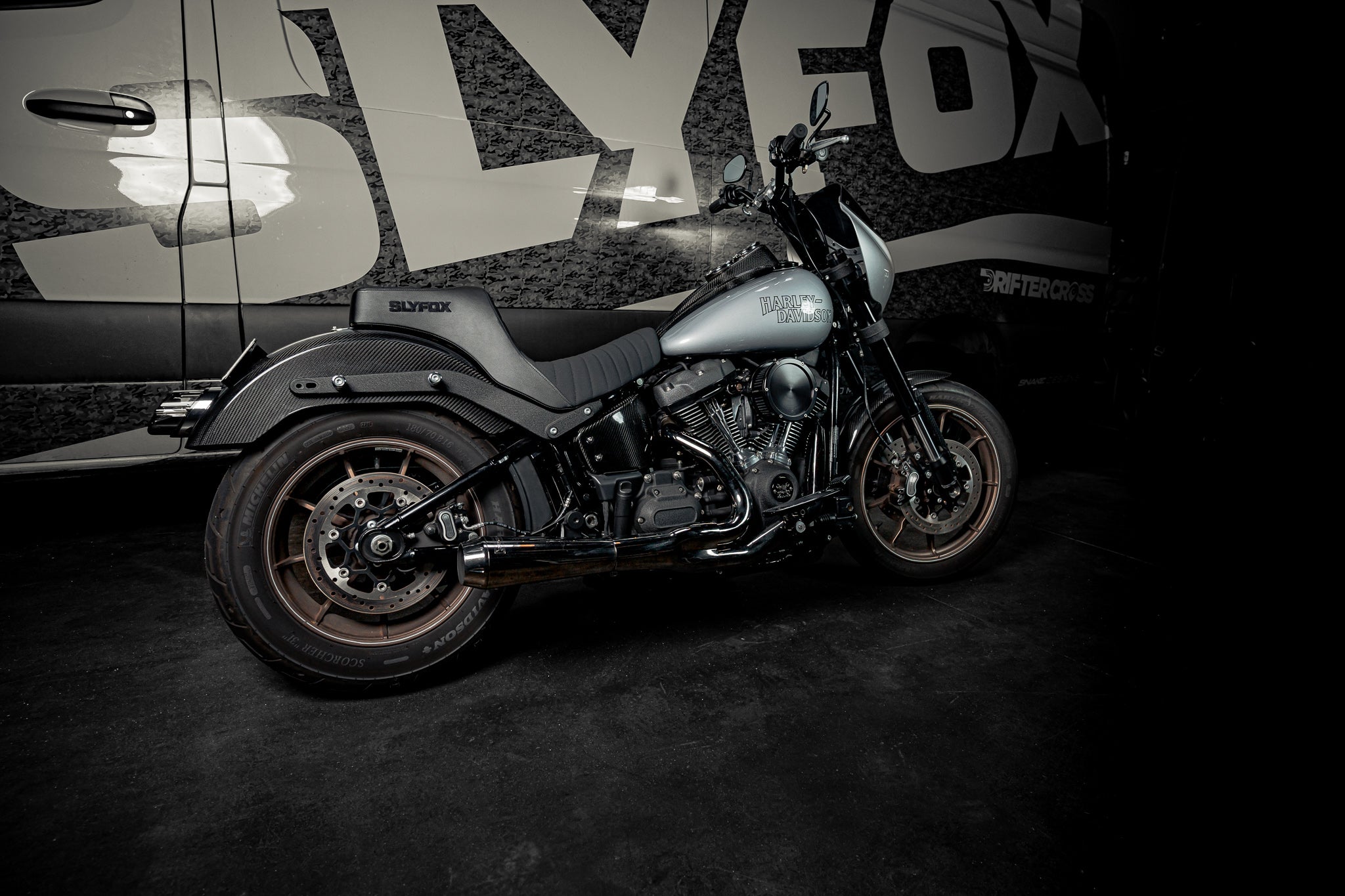 SLYFOX Carbon Rear Fender (Matte) Softail