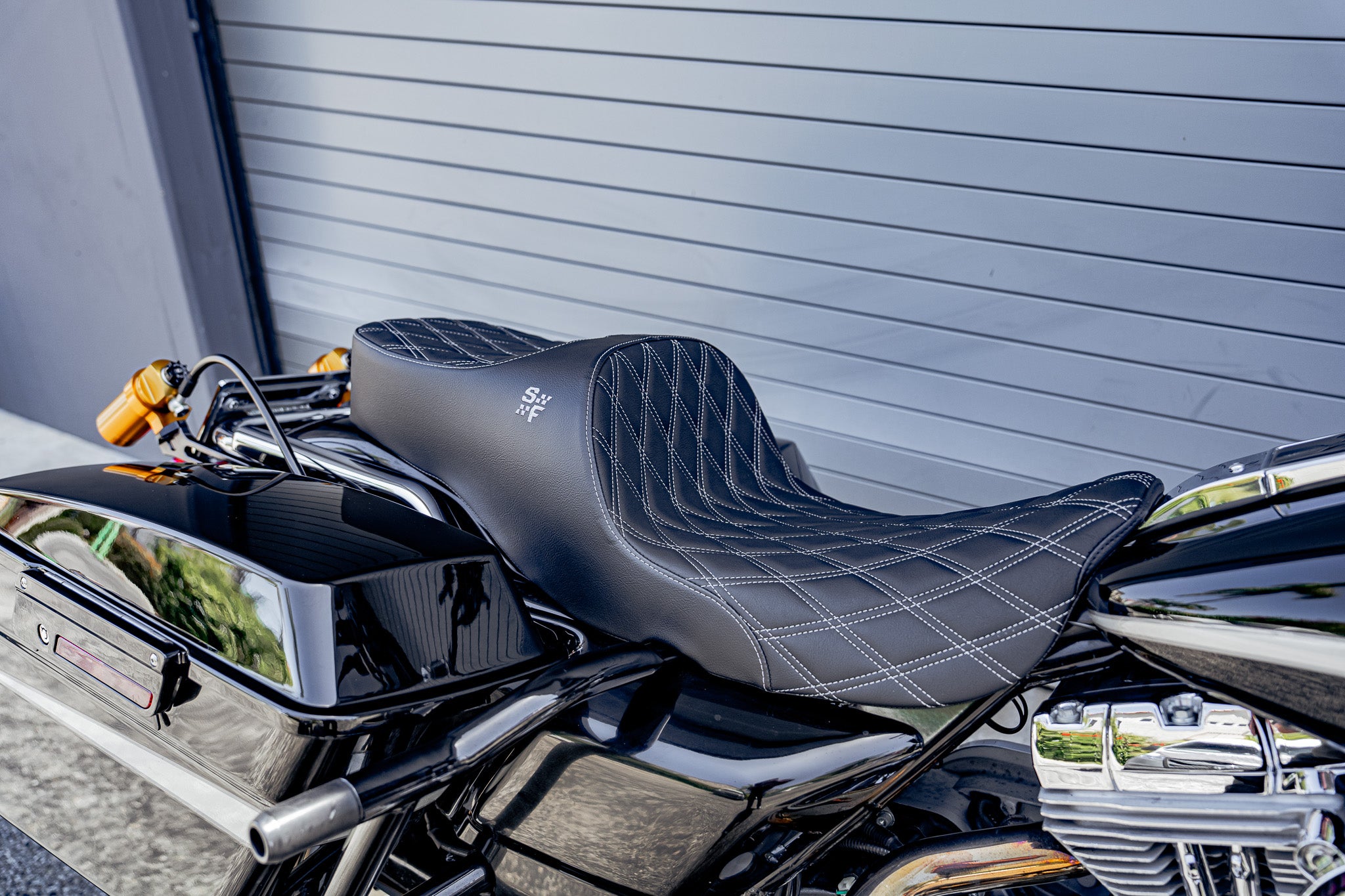 SLYFOX Chariot Diamond Stitch Seat (Grey Logo) Touring '97-'07