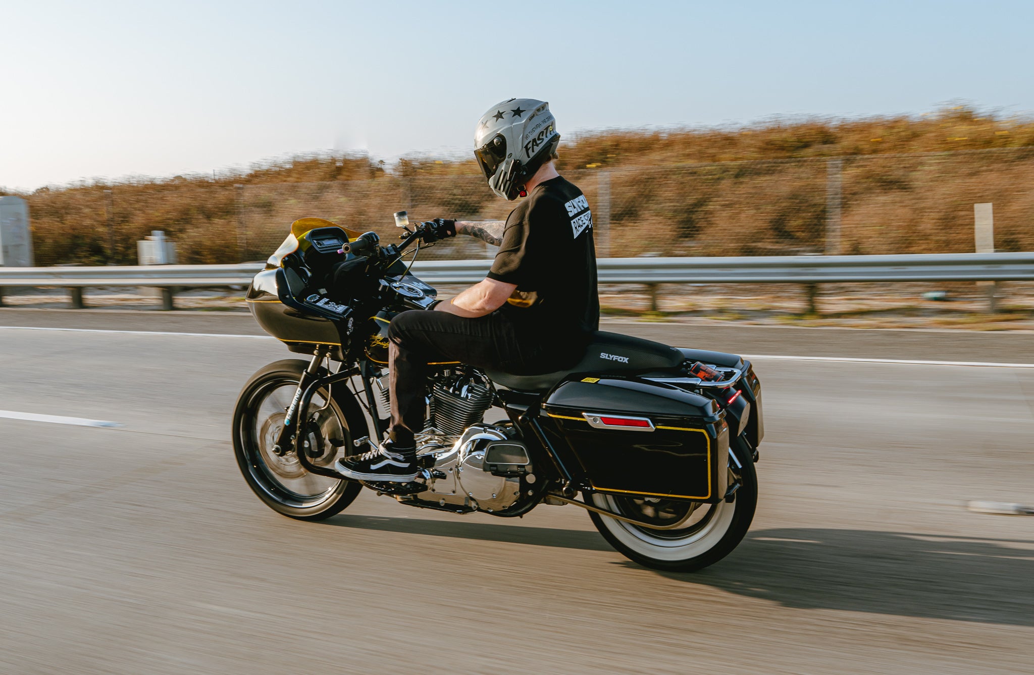 SLYFOX Drifter Seat (Grey Logo) Touring 97 - 07