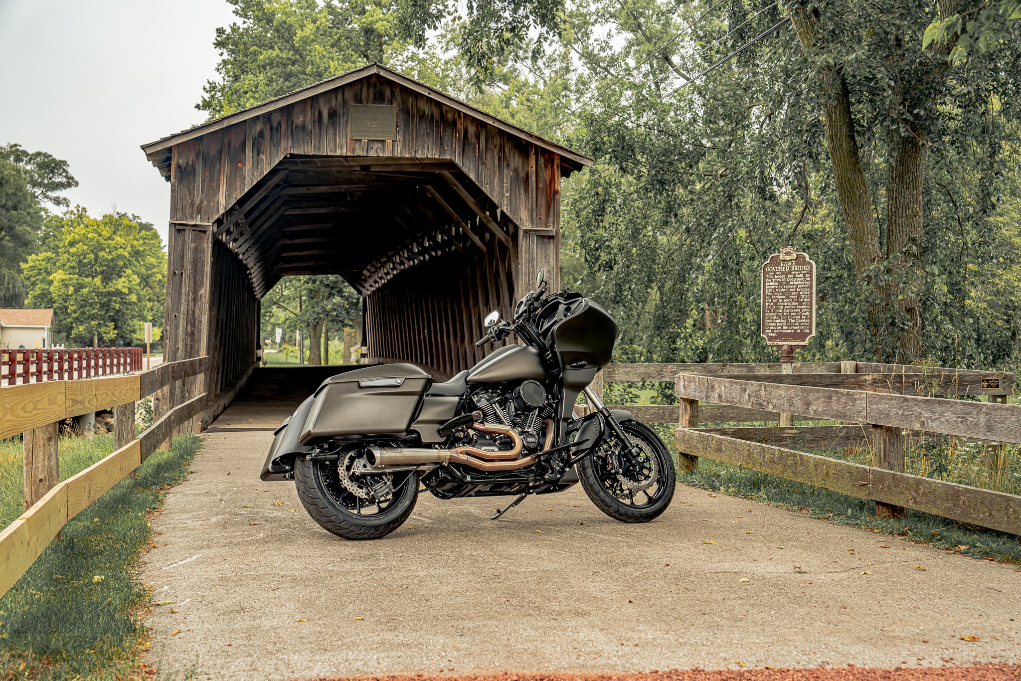 SLYFOX Carbon Rear Fender (Matte) Touring