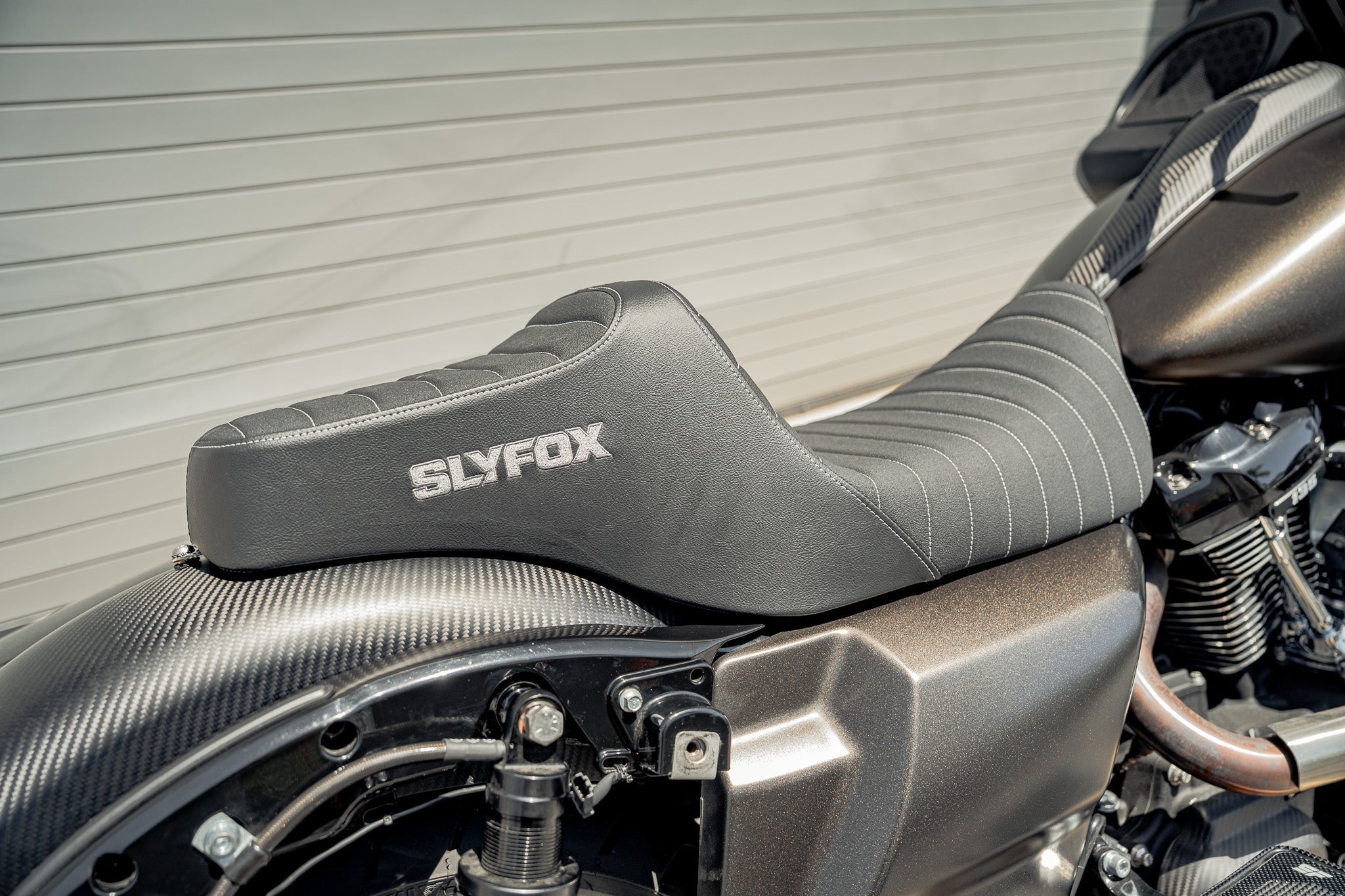 SLYFOX Highnoon Tuck N Roll Seat (Grey) - Touring '08-'23