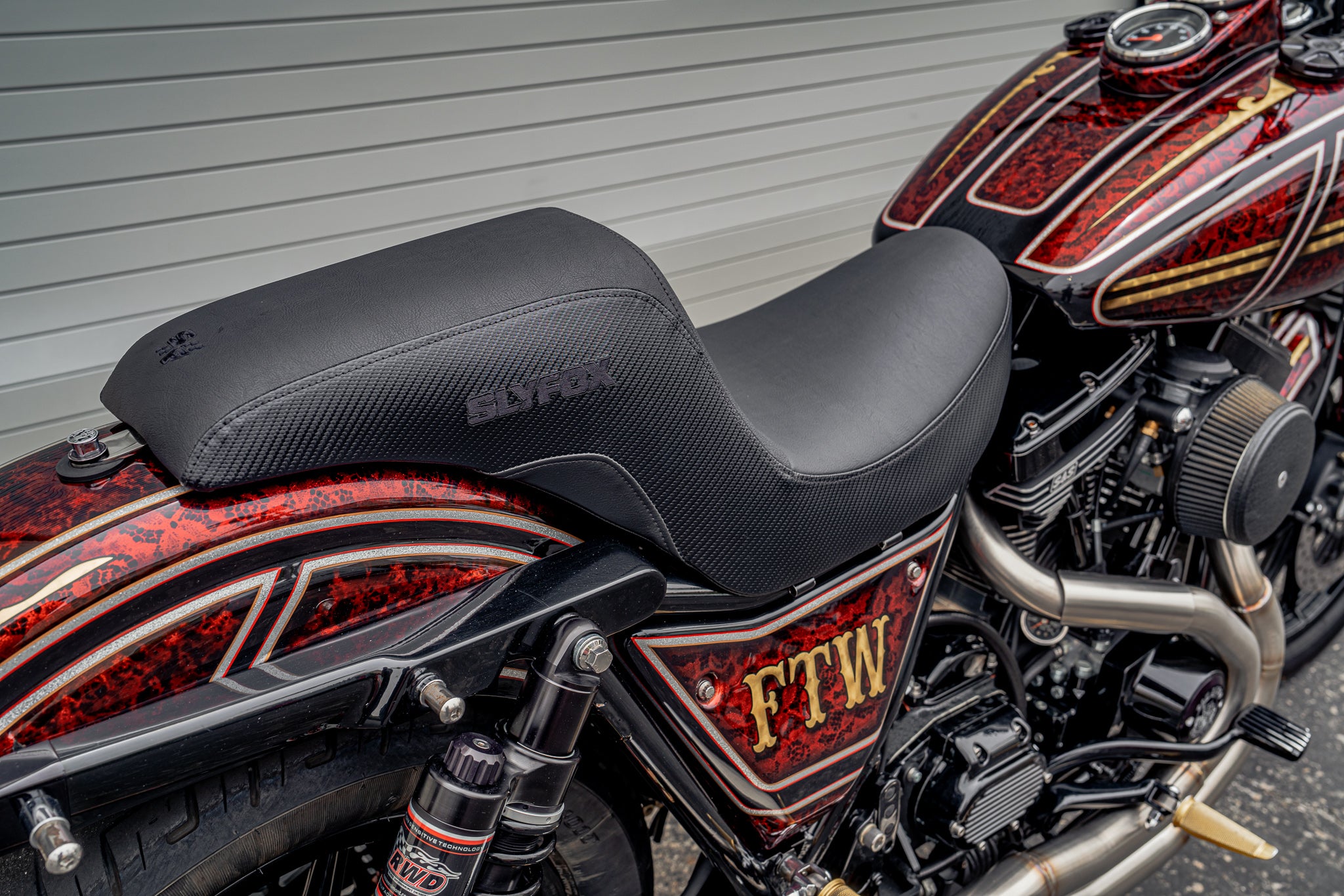SLYFOX Drifter Seat (Black Logo) FXR 82 - 00