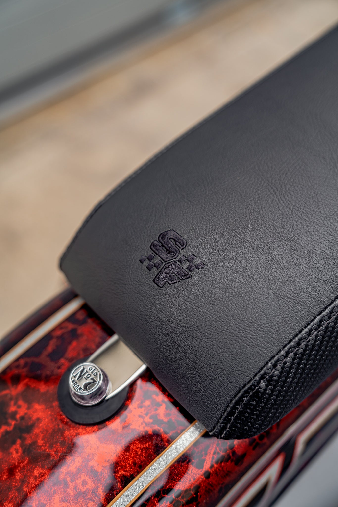 SLYFOX Drifter Seat (Black Logo) FXR 82 - 00