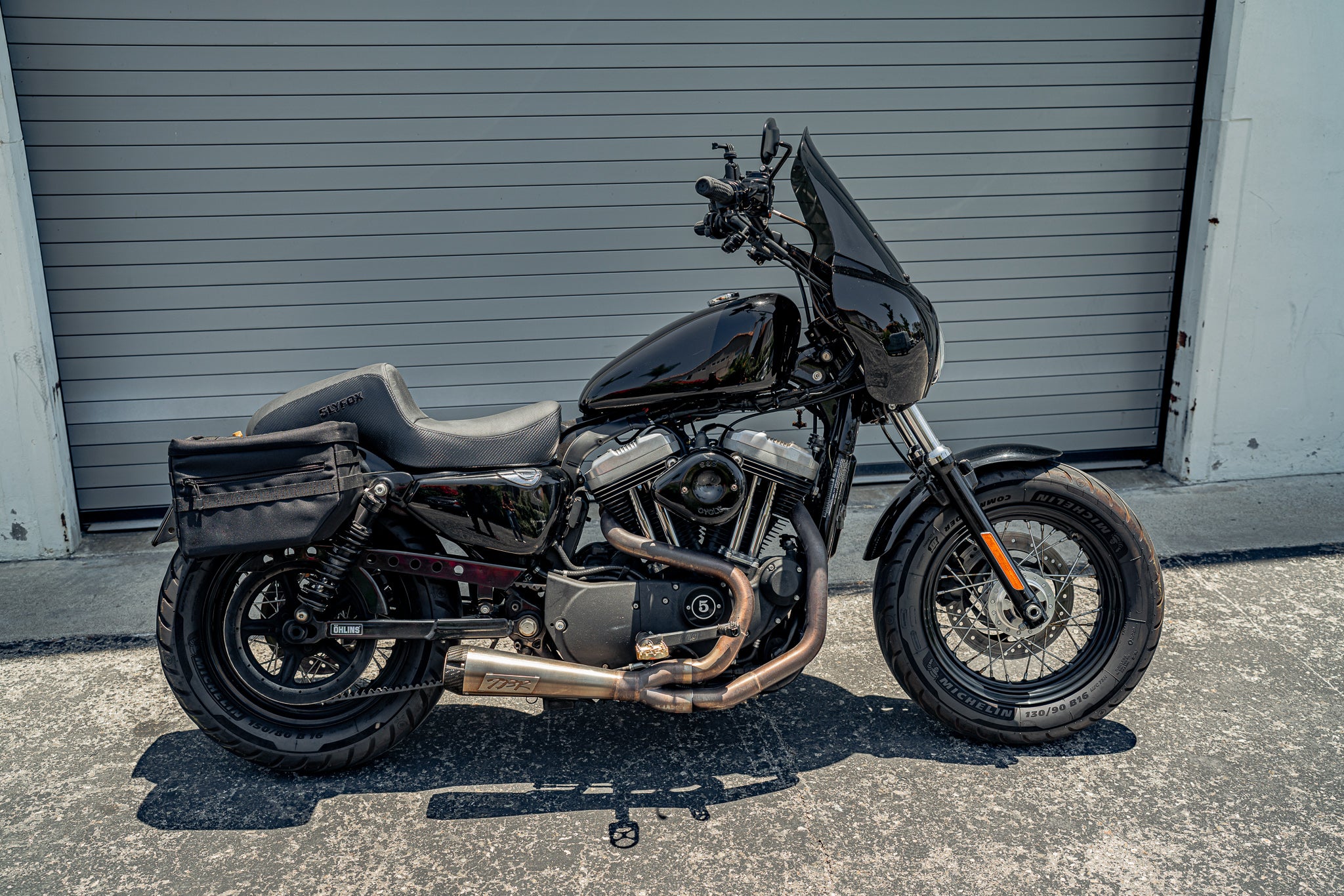 SLYFOX Drifter Seat (Black Logo) Sportster 04 - 22