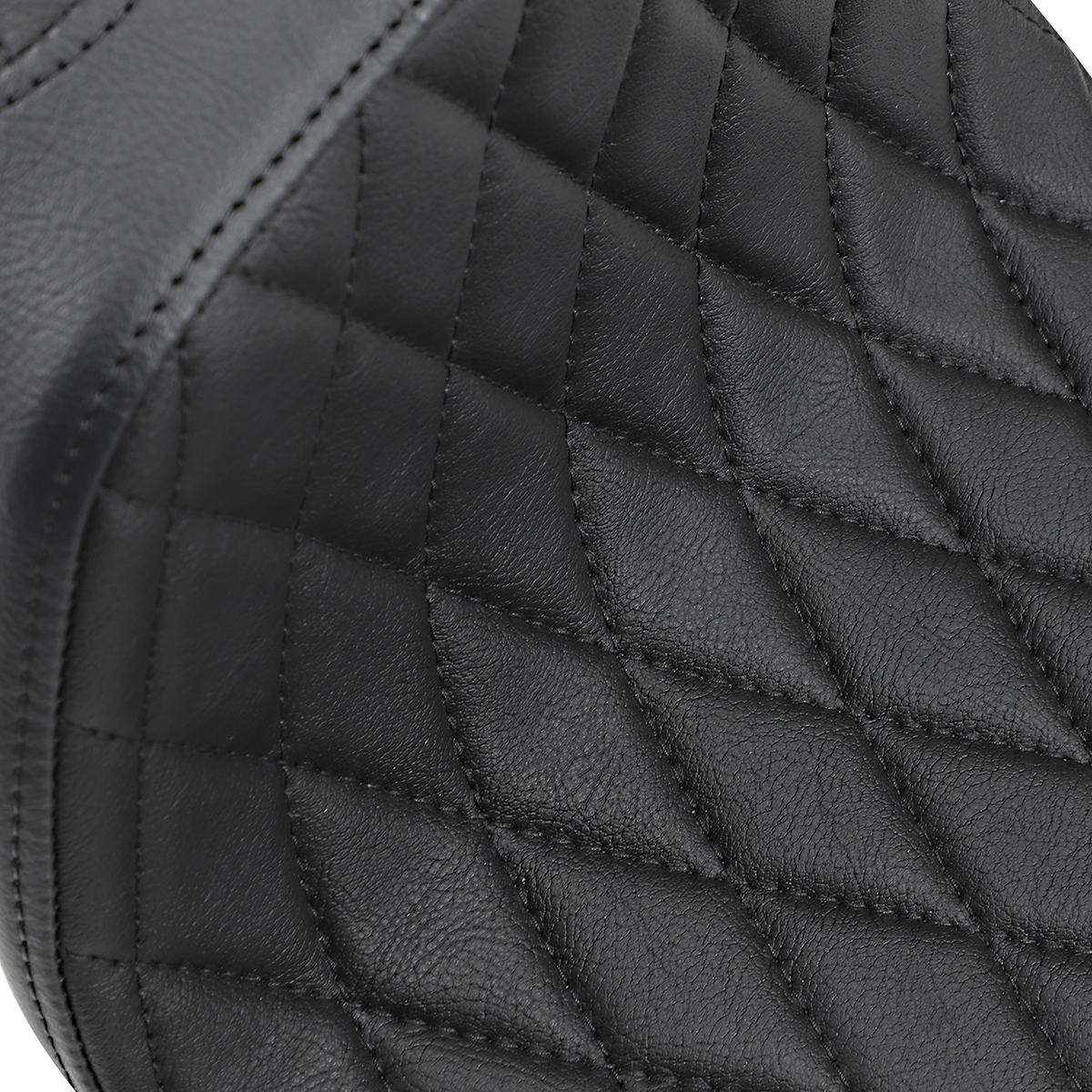 DRAG SPECIALTIES SEATS Predator III Seat - Diamond Stich w/ Black Thread - XL '57-'78 0804-0758