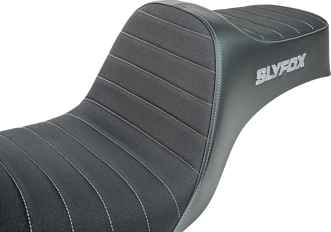 SLYFOX Highnoon Seat - Vinyl - Classic Stitch - Gray Logo - Dyna '12-'16 4694B-slyfox
