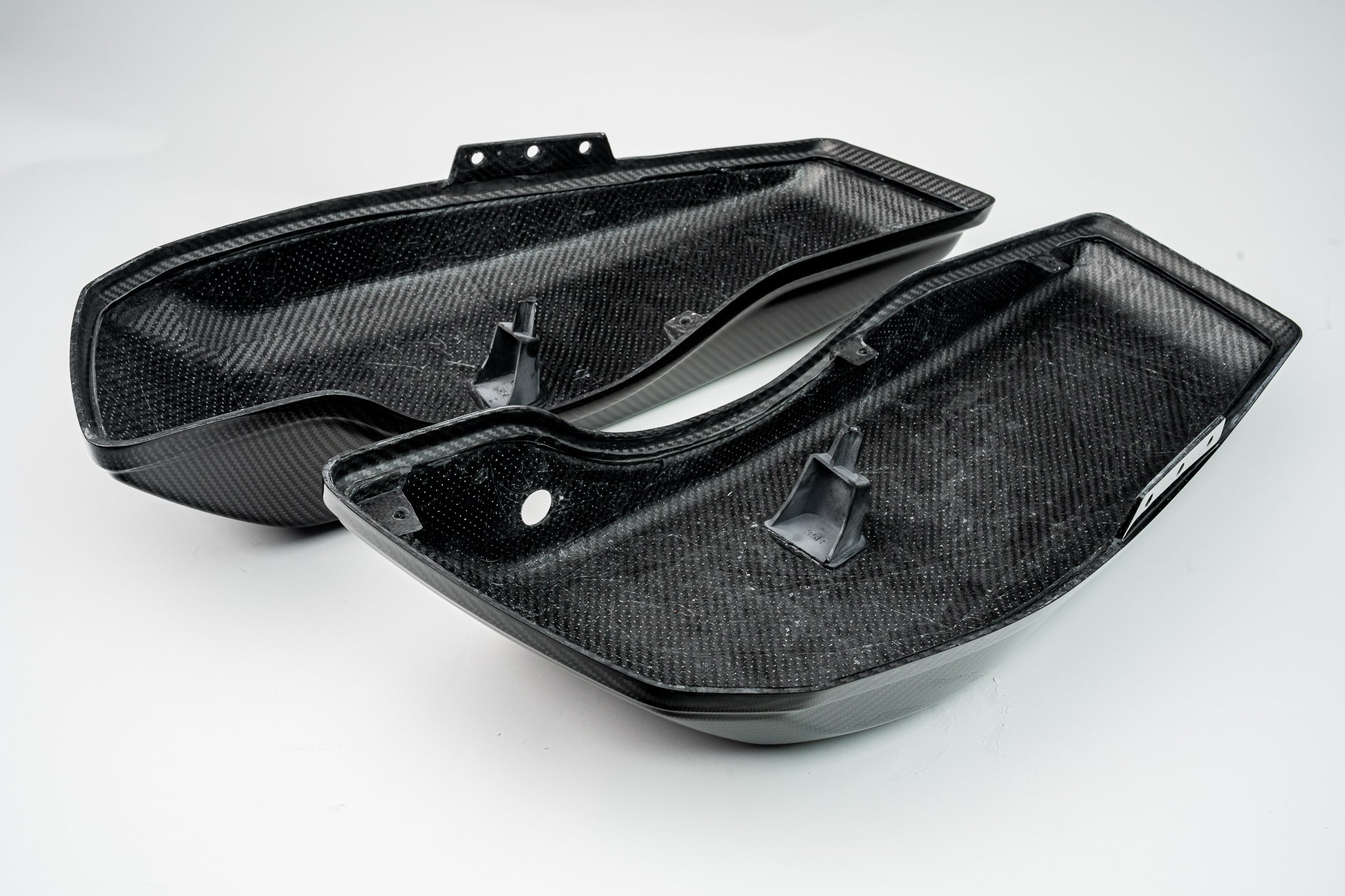 SLYFOX Carbon Saddlebag Lids (Matte) 23.5+ Touring