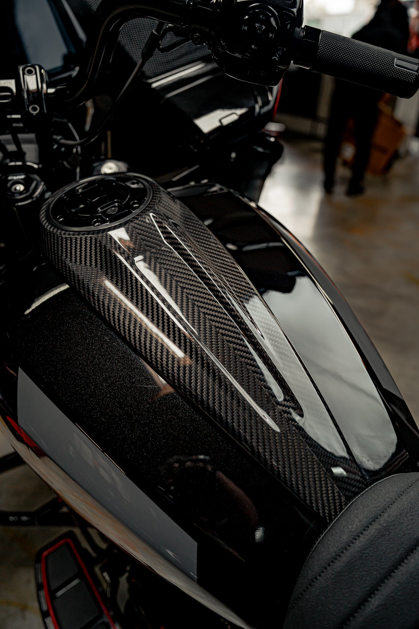 Carbon Dash (Gloss) 23.5 + Touring
