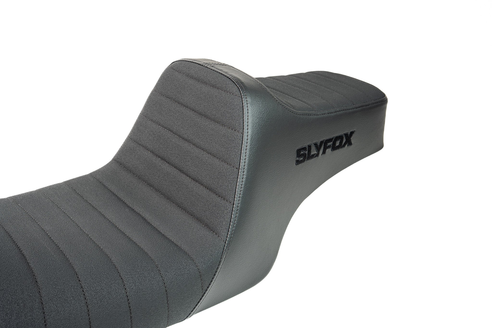 SLYFOX Highnoon Tuck N Roll Seat (Black) - Touring '08-'23